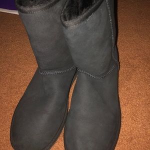 Ugg boots. Women size 10